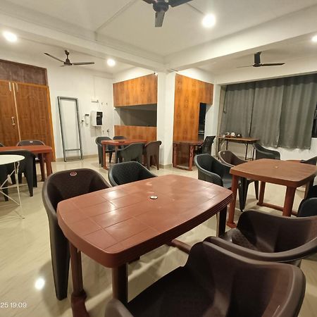 Hotel Manipur House à Imphal Extérieur photo